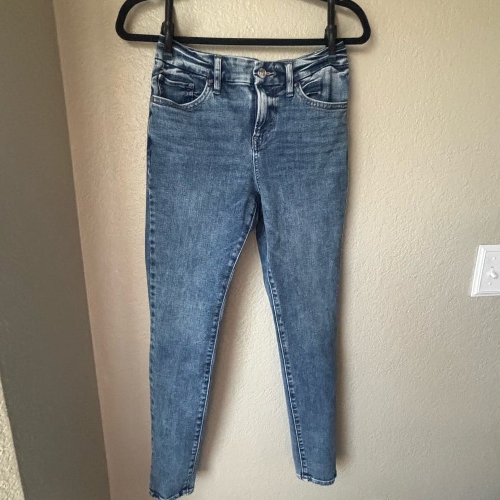 Express Skinny Mid-Rise  Relax Hyper‎ Stretch Jean - size small